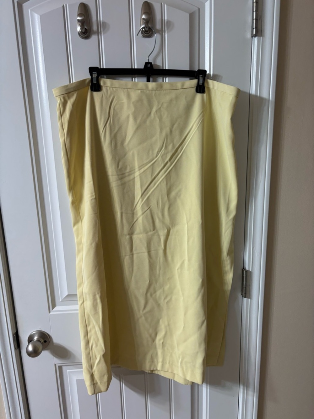 H&M Pale Yellow Midi Pencil Skirt